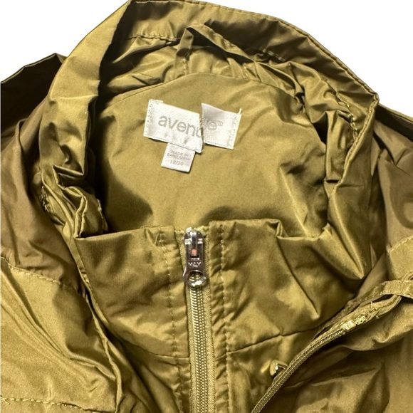 NWT AVENUE PLUS LIGHTWEIGHT SHORT WINDBREAKER JACKET - 18/20 - Picture 3 of 8